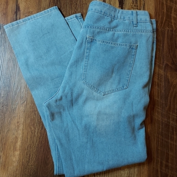 Shein. Destressed jeans XL - Picture 15 of 15
